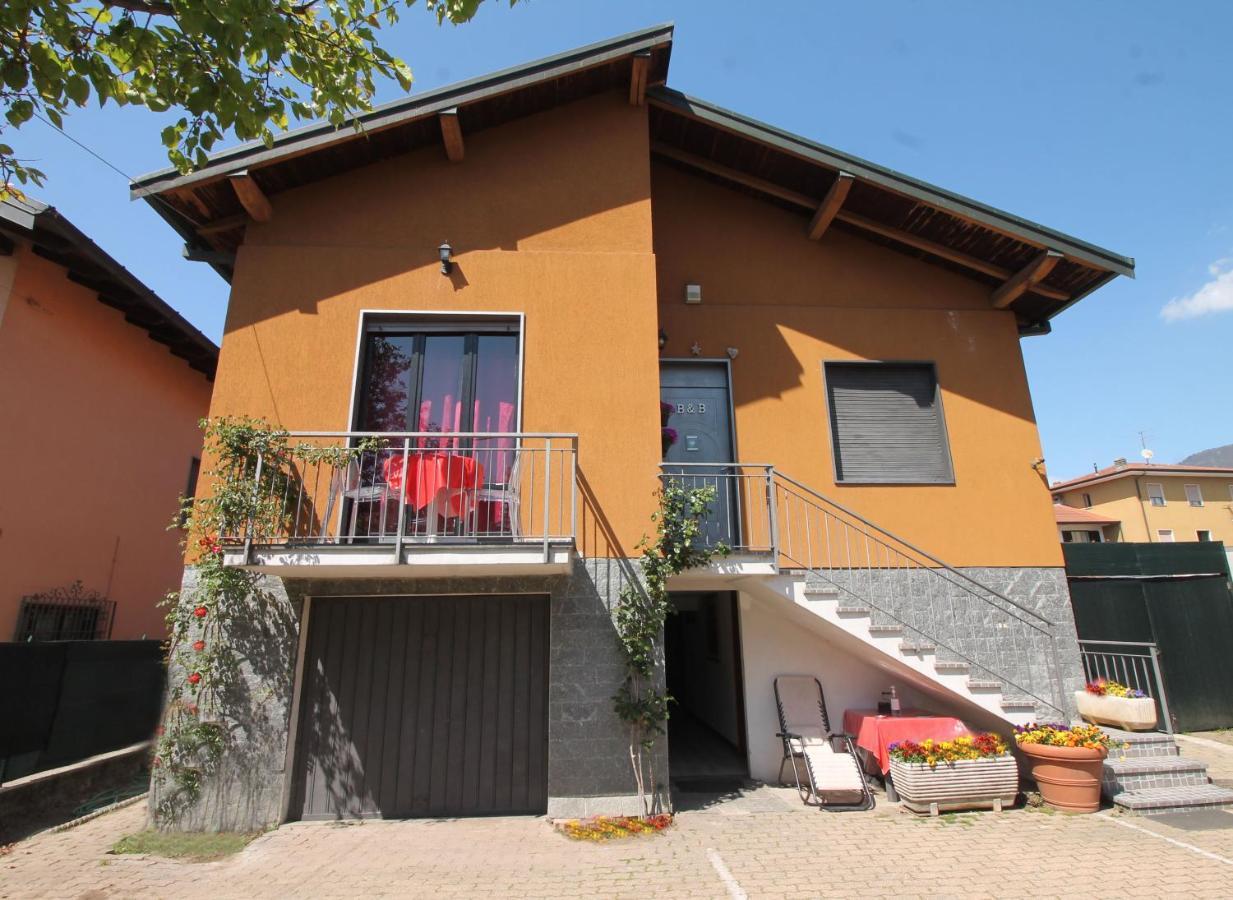 Beb Da Gaia E Giulio Bed and Breakfast Reno Di Leggiuno Buitenkant foto